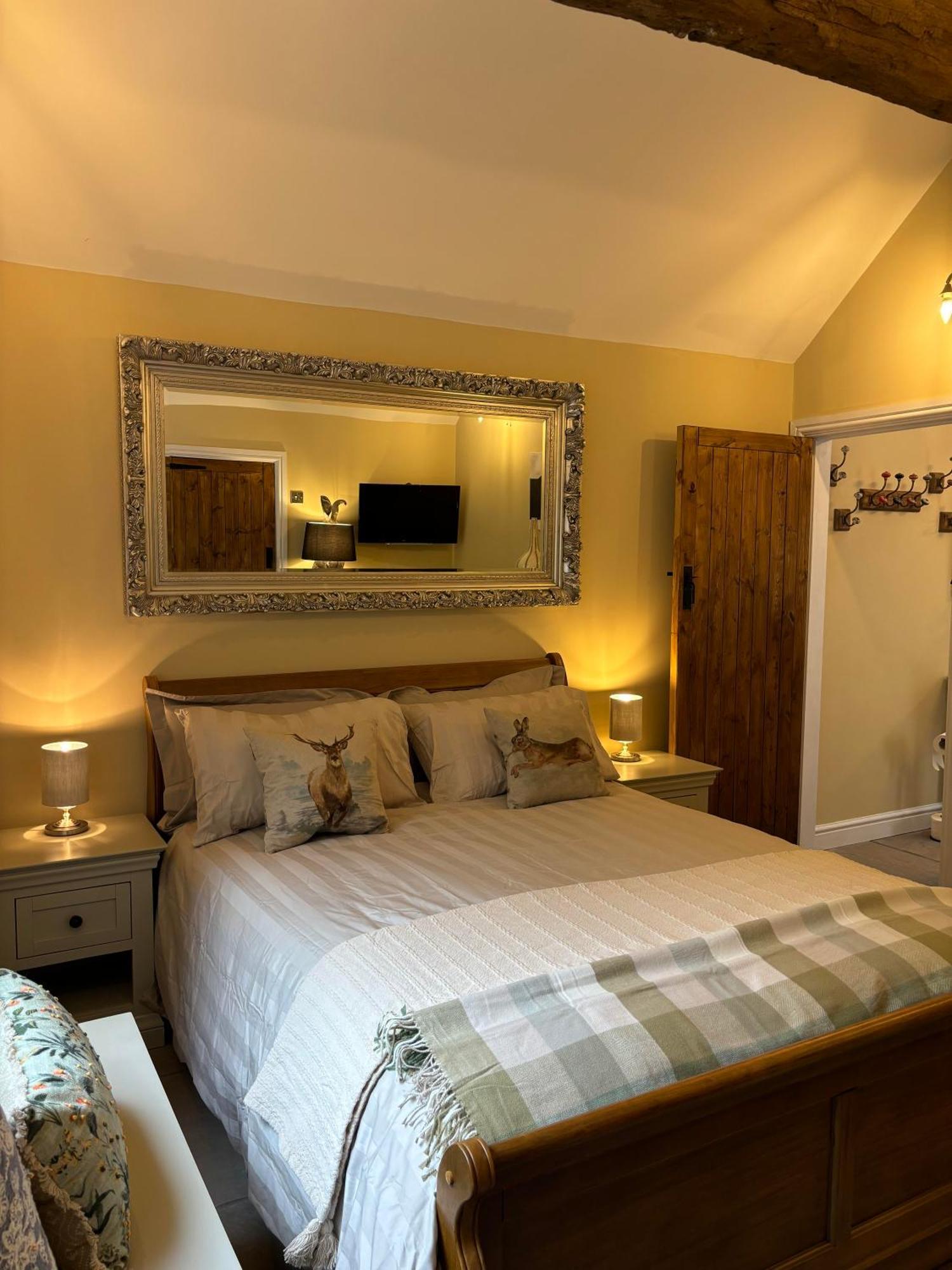 Mulberry House Farm Mulberry Lodge チッペナム エクステリア 写真